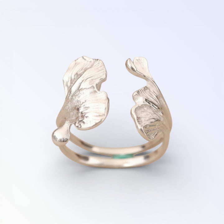 Anillo vintage de plata con flor