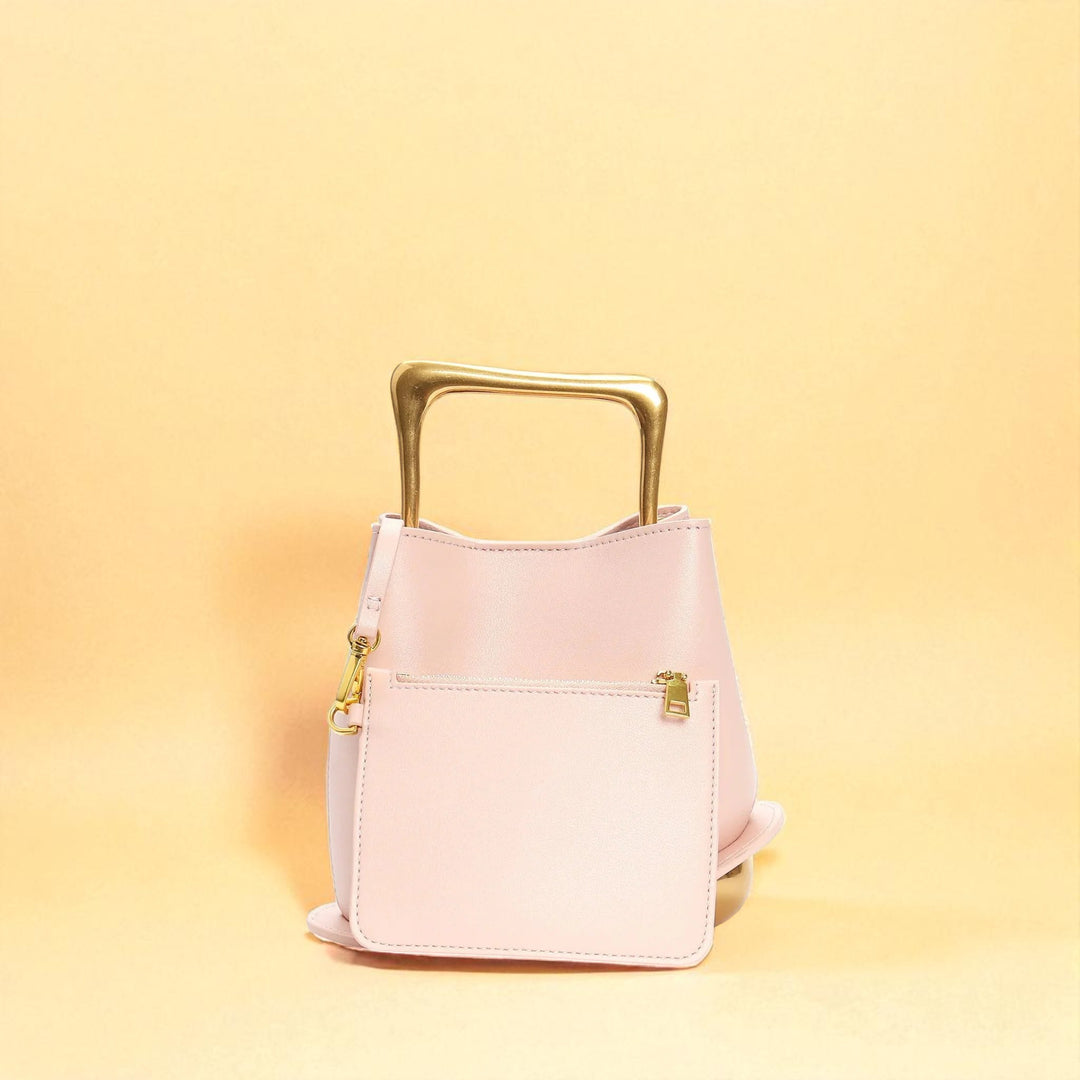 Bolso tipo cubo de piel de vacuno para mujer