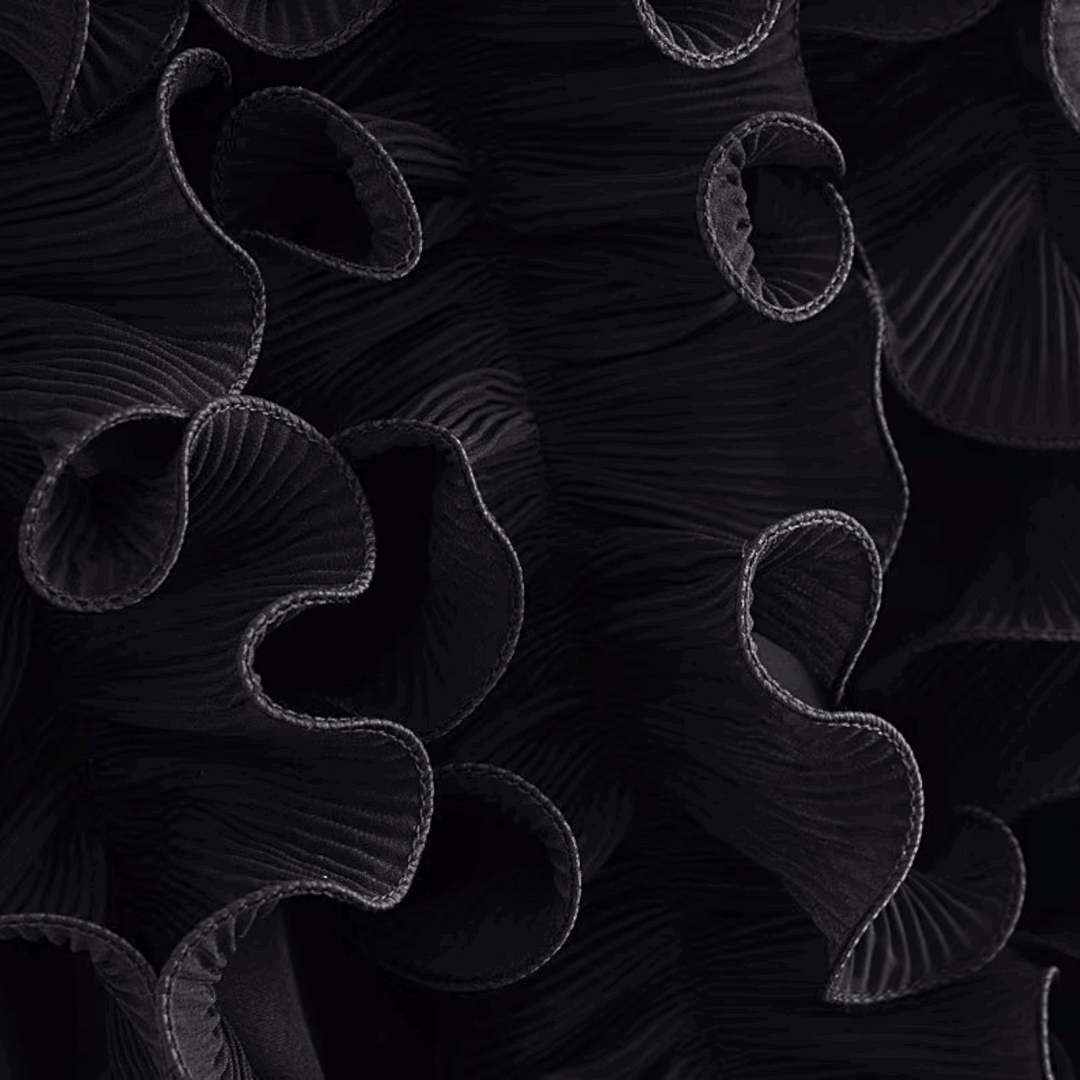 ORBIT — MACACÃO COM FLORES