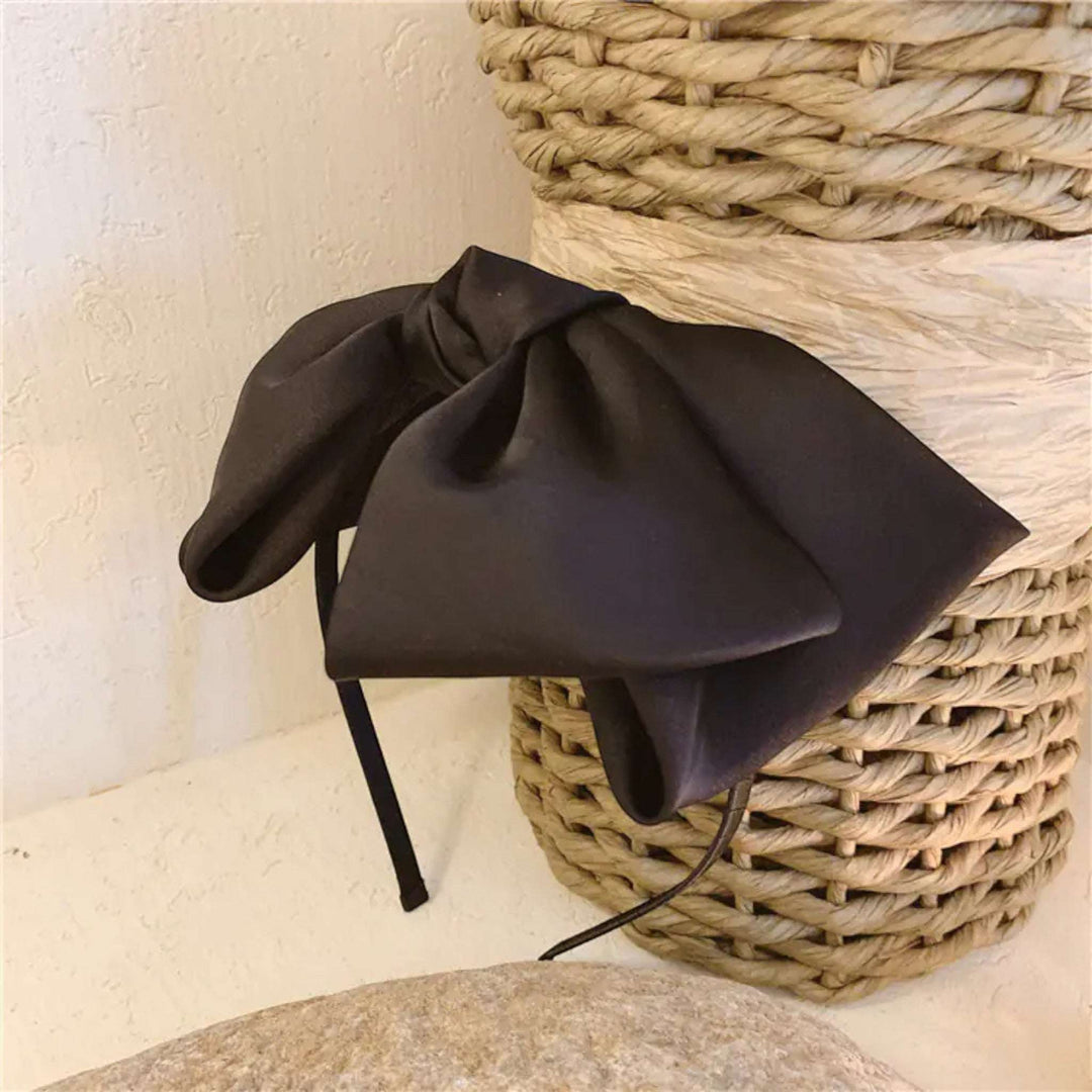 CRISTAL — Bandolete Laço Premium | Elegância Luminosa