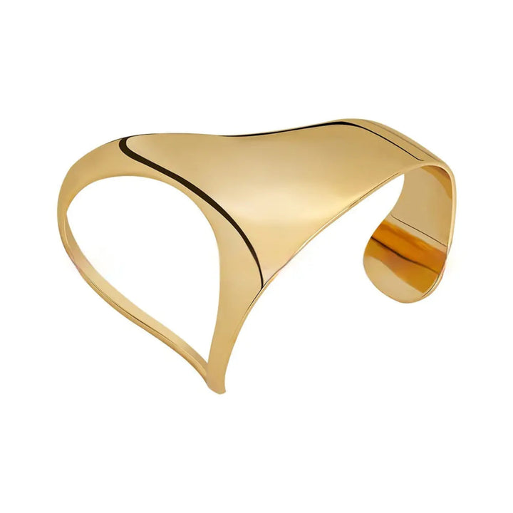 Pulsera de latón con diseño geométrico curvo