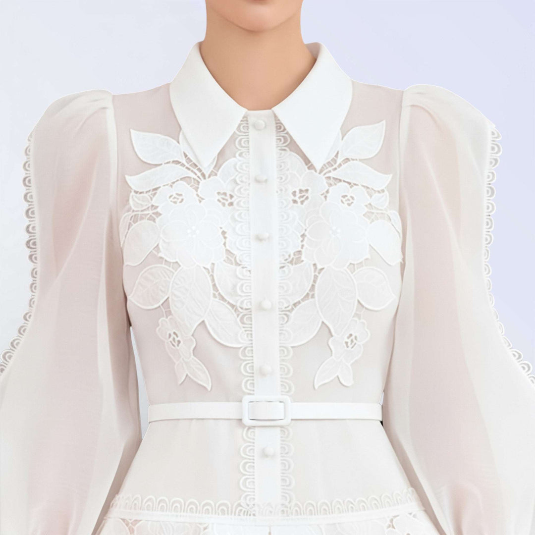 LÍRIO — MACACÃO MINI FLORES BRANCO TULIPA