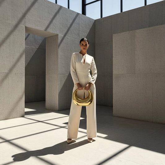 ARCO | Bolso de mano escultural de acrílico con acabado de espejo