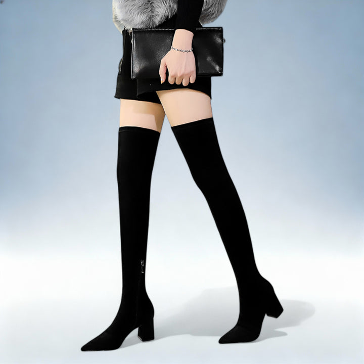 LORENA — Botas Altas Camurça Premium Salto Elegante | Luxo Over-Knee