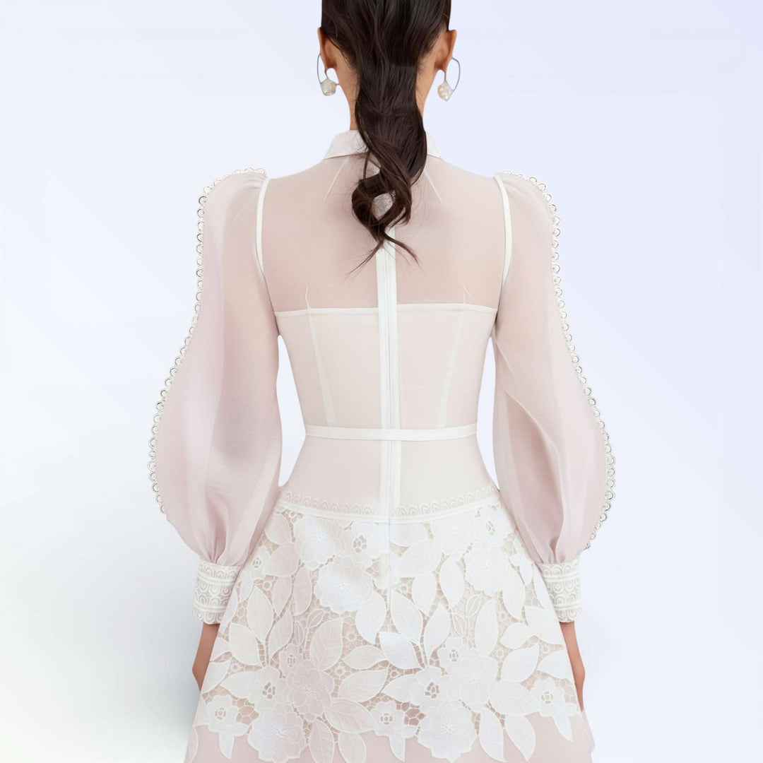 LÍRIO — MACACÃO MINI FLORES BRANCO TULIPA