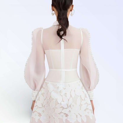 LÍRIO — MACACÃO MINI FLORES BRANCO TULIPA