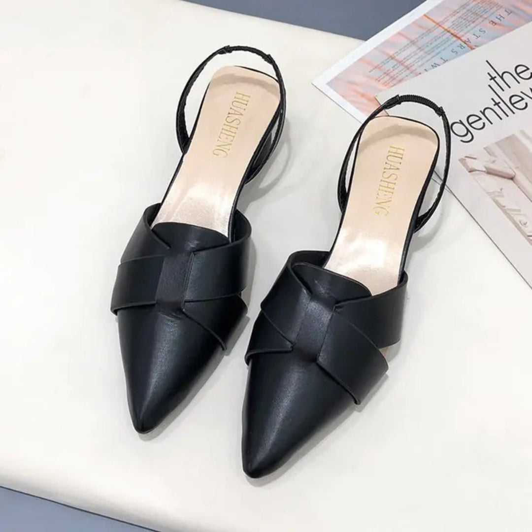 Zapatos con tiras cruzadas