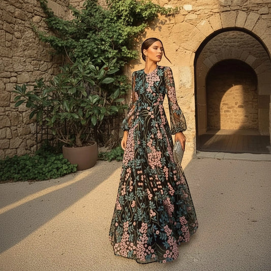 MEMÓRIA | Vestido Maxi Floral com Mangas Compridas e Costas Abertas